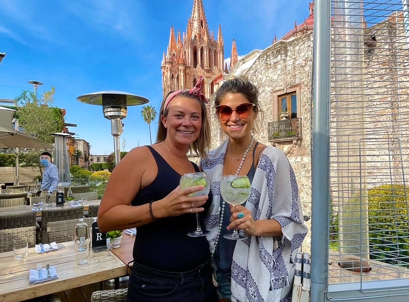 6B8AA619-DF86-4EBF-AFC6-DC5994C4CE25